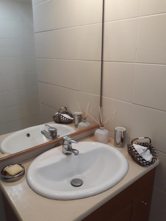 Les Pieds Dans L'Eau ! Apartment Сен Жилс ле Бен Екстериор снимка
